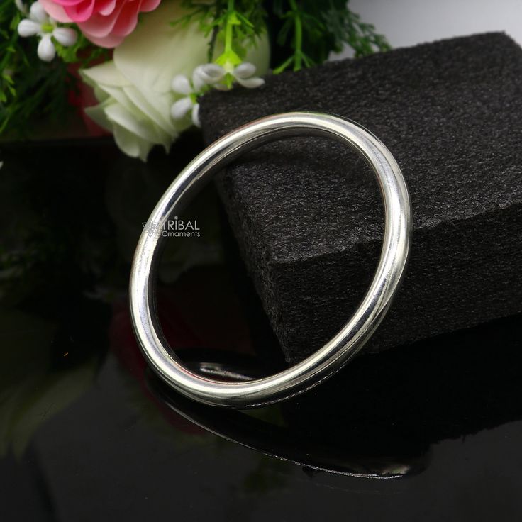 Simple Round Bangle